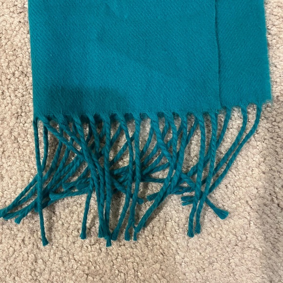 Made in Scotland 100% Cashmere Long Scarf - Picture 2 of 5